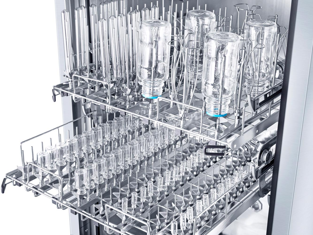 Analysis of Structure and Principle of Contaminant Washing and Disinfecting Machine